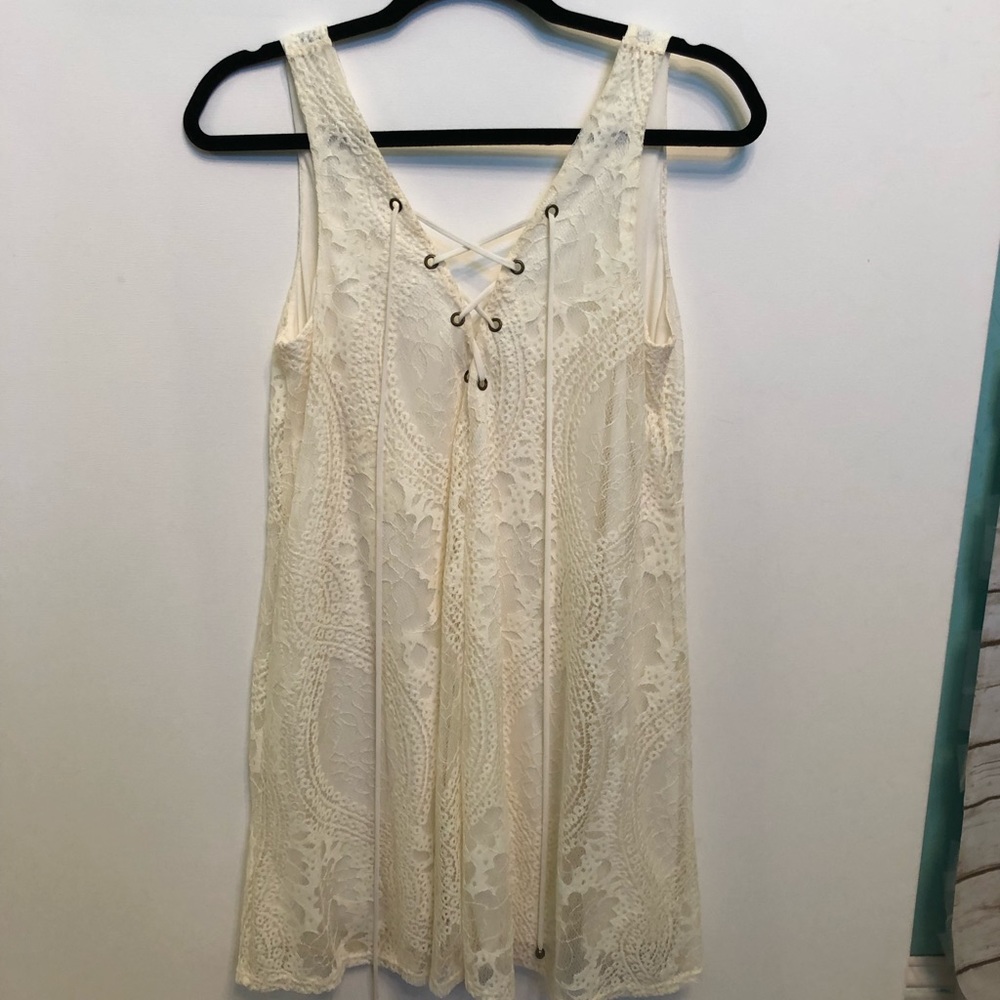 Soprano White Lace Dress